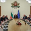 Румен Радев свика извънредно заседание на Съвета по сигурността заради нова атака срещу търговски кораб на 18 мили източно от Бяла