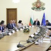 Допълнителни мерки срещу необоснованото покачване на цените, повишаване на санкциите и допълнителни гаранции за защитата на потребителите предлага правителството с промени в Закона за въвеждане на еврото