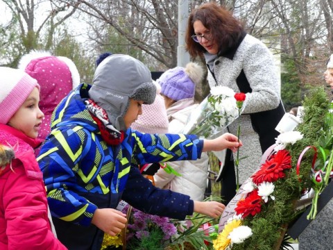 Новозагорци отбелязаха 147 години от Освобождението на града