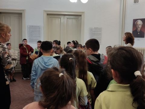 Изложбата за Сава Доброплодни привлече рекорден брой посетители в Сливен