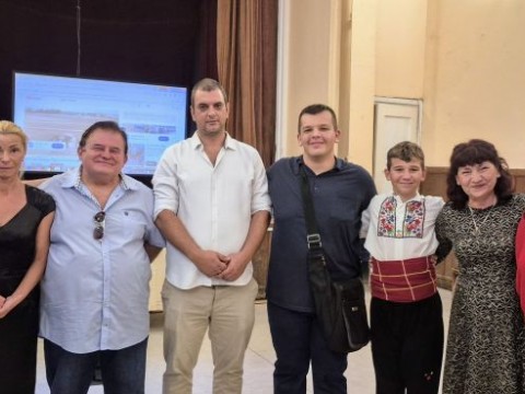 Жеравна почете народния певец Иван Кремов с вечер, изпълнена с музика и спомени