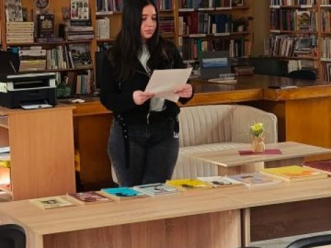 Библиотека „Зора“ се включи в Националния маратон на четенето с литературен урок за Христо Смирненски