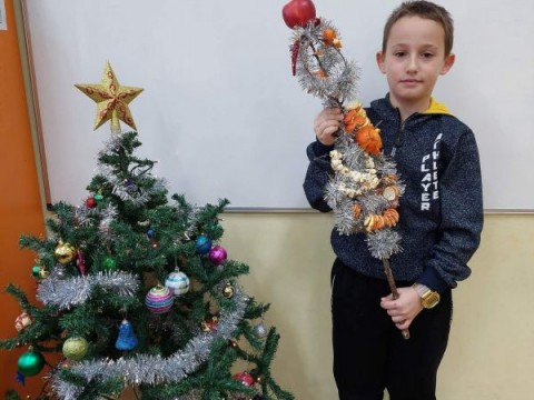 Работилница за сурвакници