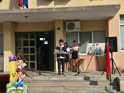 3 045 ученици започнаха новата учебна година в община Нова Загора
