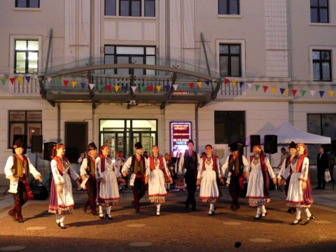 Нова Загора отново привлече майстори на художествени занаяти на традиционна среща „Живата традиция“