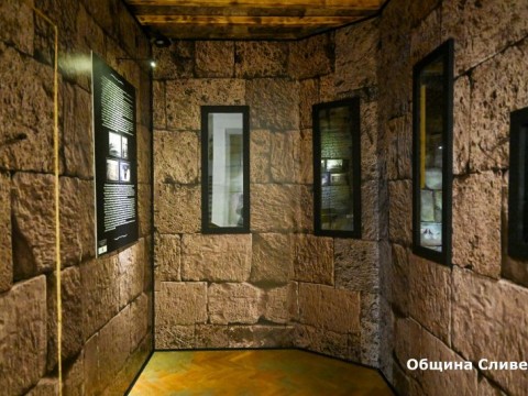 изложба - гробница