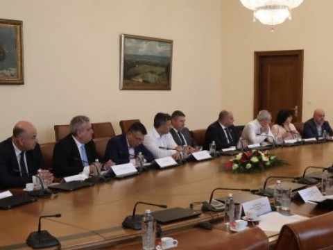 МВР и „Български пощи“ засилват мерките за сигурност при обмена на левове с евро в малките населени места
