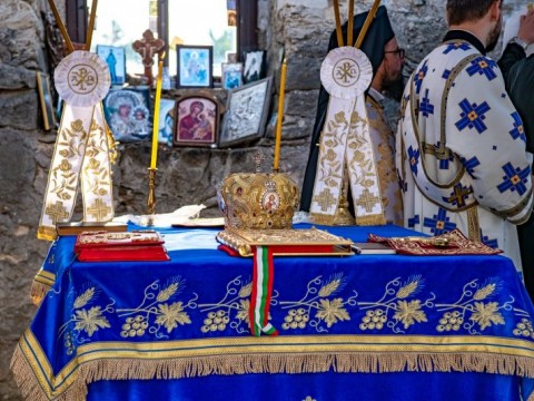 Тържествено преосветиха храм „Св. Петка“ в Твърдица и отслужиха литургия на Потопената църква