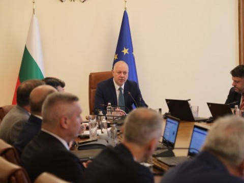 Доклад за усвояване на средства по ОП „Околна среда“ за летателна техника ще бъде внесен в Народното събрание