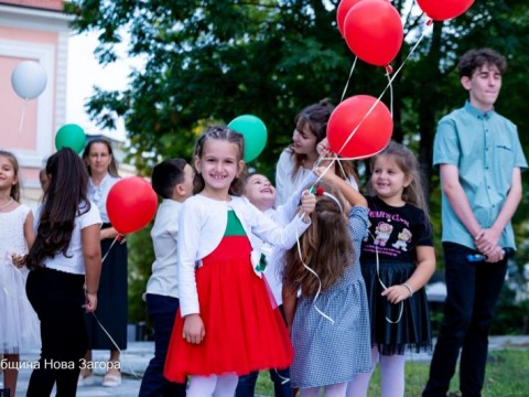 Нова Загора отбеляза Деня на Независимостта с празничен концерт