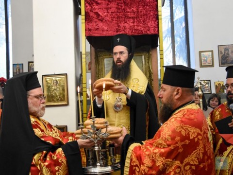 Празнична вечерня в храм „Св. цар Борис-Михаил“ в Царево