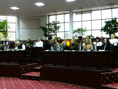 ОбС–Нова Загора въведе нов режим за паркиране: служебен абонамент и безплатни места за институциите