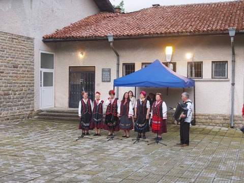 Село Близнец почете 149 години от Априлското въстание и гибелта на Стоил войвода