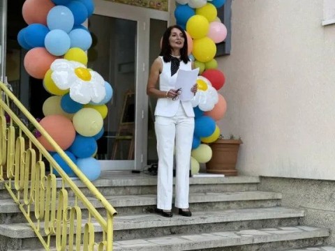 142 първокласници започнаха учебната година в община Котел