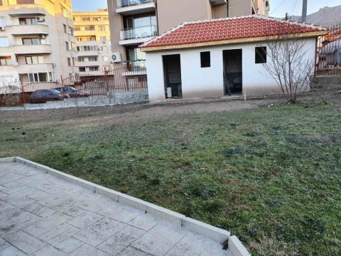 „По пътя на вярата“: Сливен събира добротворци на благотворителната изложба „Градините на Богородица“