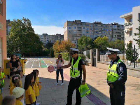 Пътна полиция в Сливен с инициативи за Седмица на детската пътната безопасност