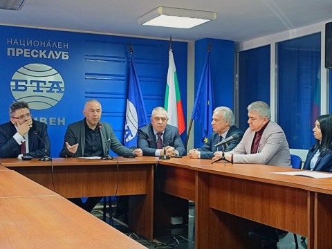 Стефан Радев към ученици: Трябва много да се гордеете със Сливен и нашите предци 