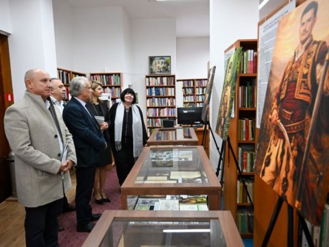 документалната изложба „За свободата на един народ“