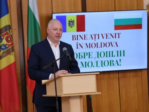 Филиалът на Русенския университет „Ангел Кънчев“ официално получи сградата на бившия Тараклийски университет