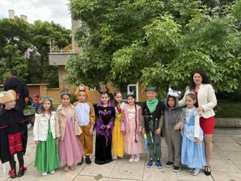 Карнавално шествие