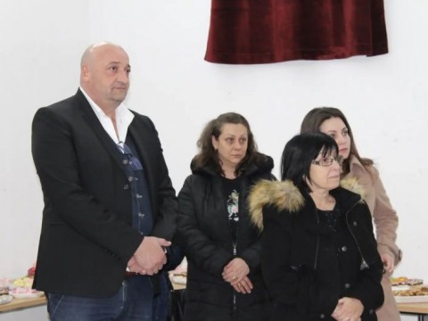 Поетично-музикална вечер в Котел посвети празника 8 март на жената