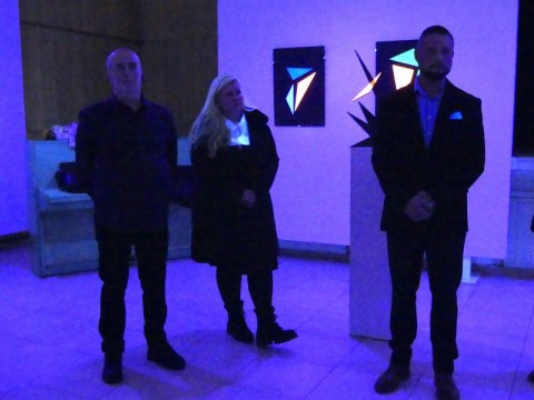 Изложбата „Neon Nights vol. 2“ на Илия Бояров открита в ХГ „Руси Карабиберов“