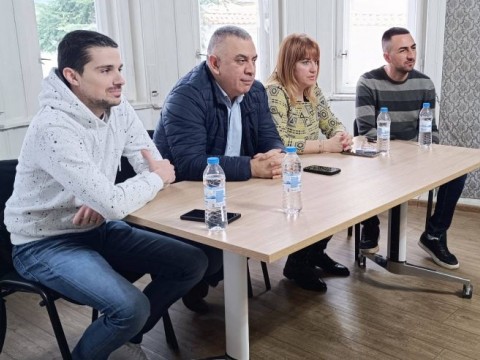 Кметът Стефан Радев участва в среща за кариерното ориентиране на ученици от 12 клас