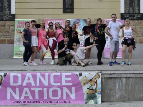 Котел танцува с DANCE NATION: Площадът се превърна в сцена на емоция и движение