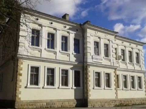 Общинска библиотека „Петър Матеев“ спечели проект за обогатяване на книжния фонд за 2025 г.