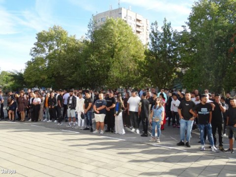 3 045 ученици започнаха новата учебна година в община Нова Загора