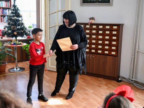 „Коледна магия“ 2025 завърши с награждаване в Регионална библиотека „Сава Доброплодни“ – Сливен
