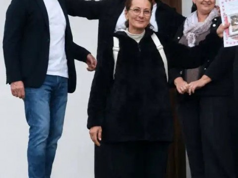 Фолклор и традиционни ястия събраха жители и гости на празник в Нейково