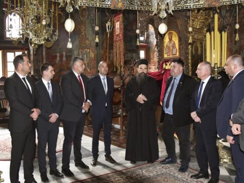 Зографският манастир и днес продължава да изпълнява своето духовно предназначение