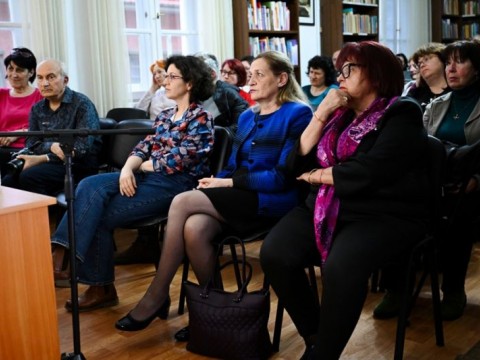 В РБ „Сава Доброплодни” беше представен Био-библиографският указател „васил Дечев“