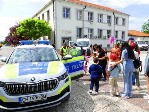 Пъстър и вдъхновяващ празник за децата в Нова Загора по случай 1 юни