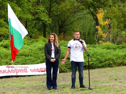 „Фолклорна омая“ за трета поредна година събра ритъма и духа на България в Нова Загора