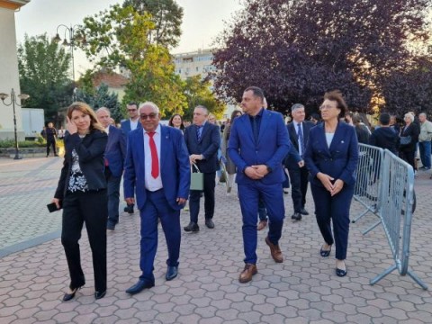 Стефан Радев в Карнобат