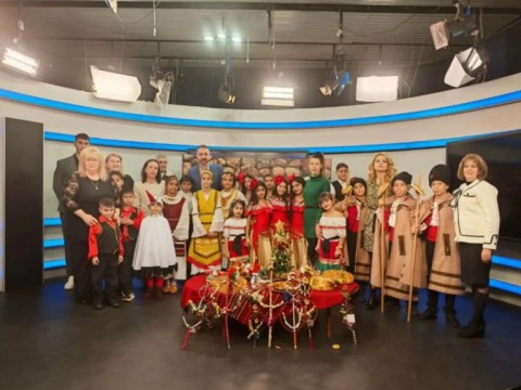 Ангел Илиев от ОУ „Капитан Петър Пармаков“ – Градец с престижно отличие „Медиатор на годината“ на Василица