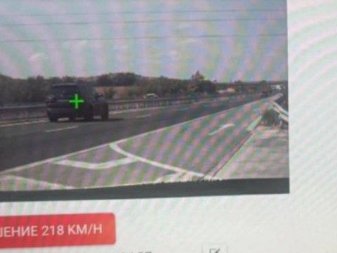 Движение в аварийна лента и над 200 нарушения на скоростните режими в Сливенско през почивните дни