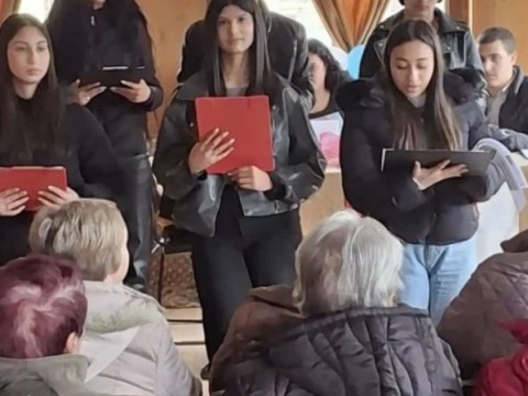 Среща на поколенията отбеляза Първа пролет в Котел