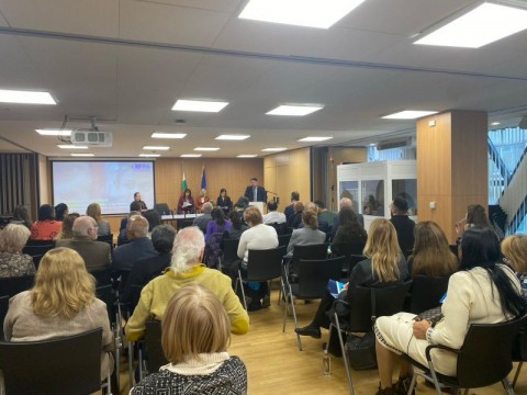 Атанас Зафиров: България отбелязва съществен напредък по три от европейските цели за интеграцията на ромите