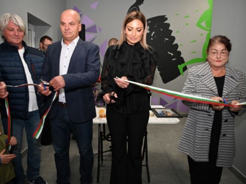 Твърдица с нов дом за младите – открит е Младежкият център на общината!