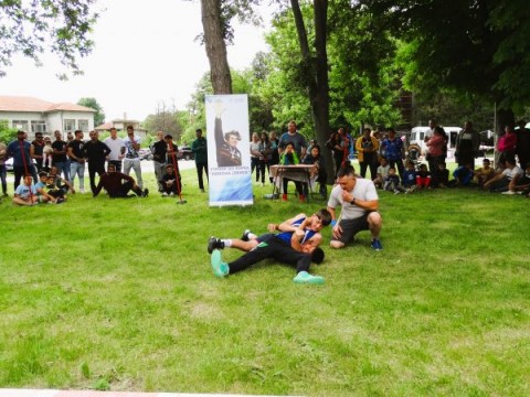 Село Стоил Войвода отдаде почит на Никола Динев с турнир по борба за 1 юни