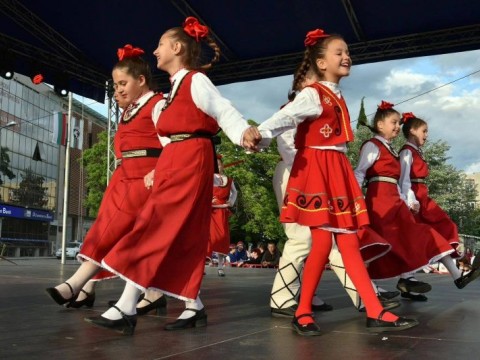 Поздравления