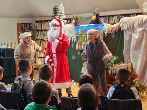 „Коледна магия“ 2025 завърши с награждаване в Регионална библиотека „Сава Доброплодни“ – Сливен