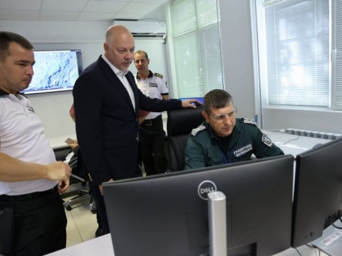 МС - Премиерът Желязков посети Координационния център в Регионална дирекция „Гранична полиция“ в Елхово