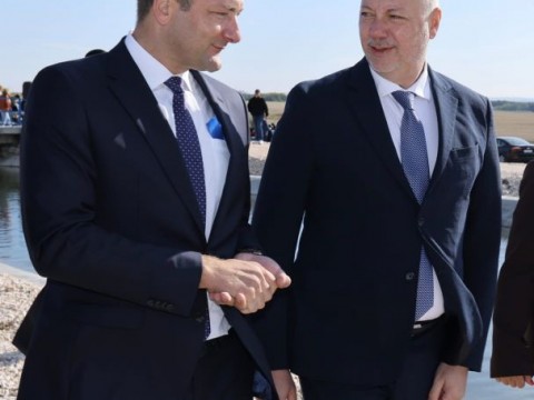 Премиерът Желязков: Правителството изпълнява ангажимента си за правилното планиране и управление на водните ресурси