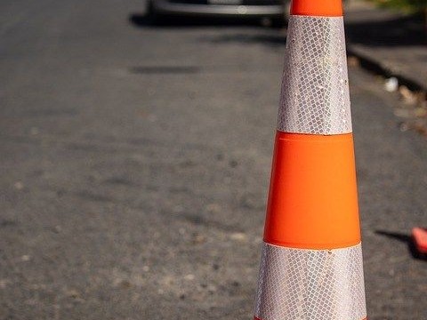 Ogranicheno dvijenie