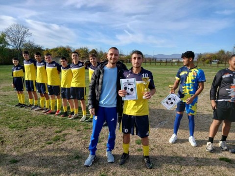 Футболни емоции и спортен хъс на Ученическите игри в Нова Загора
