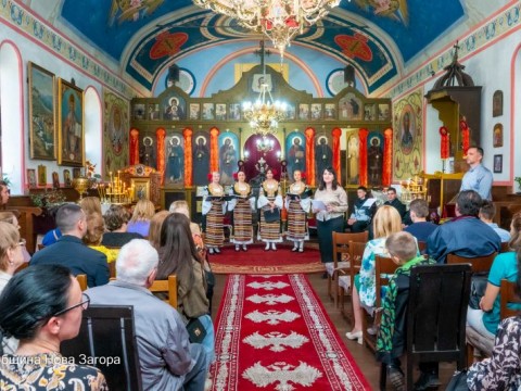 Благотворителен възкресенски концерт събра новозагорци в храм „Света Петка Българска“